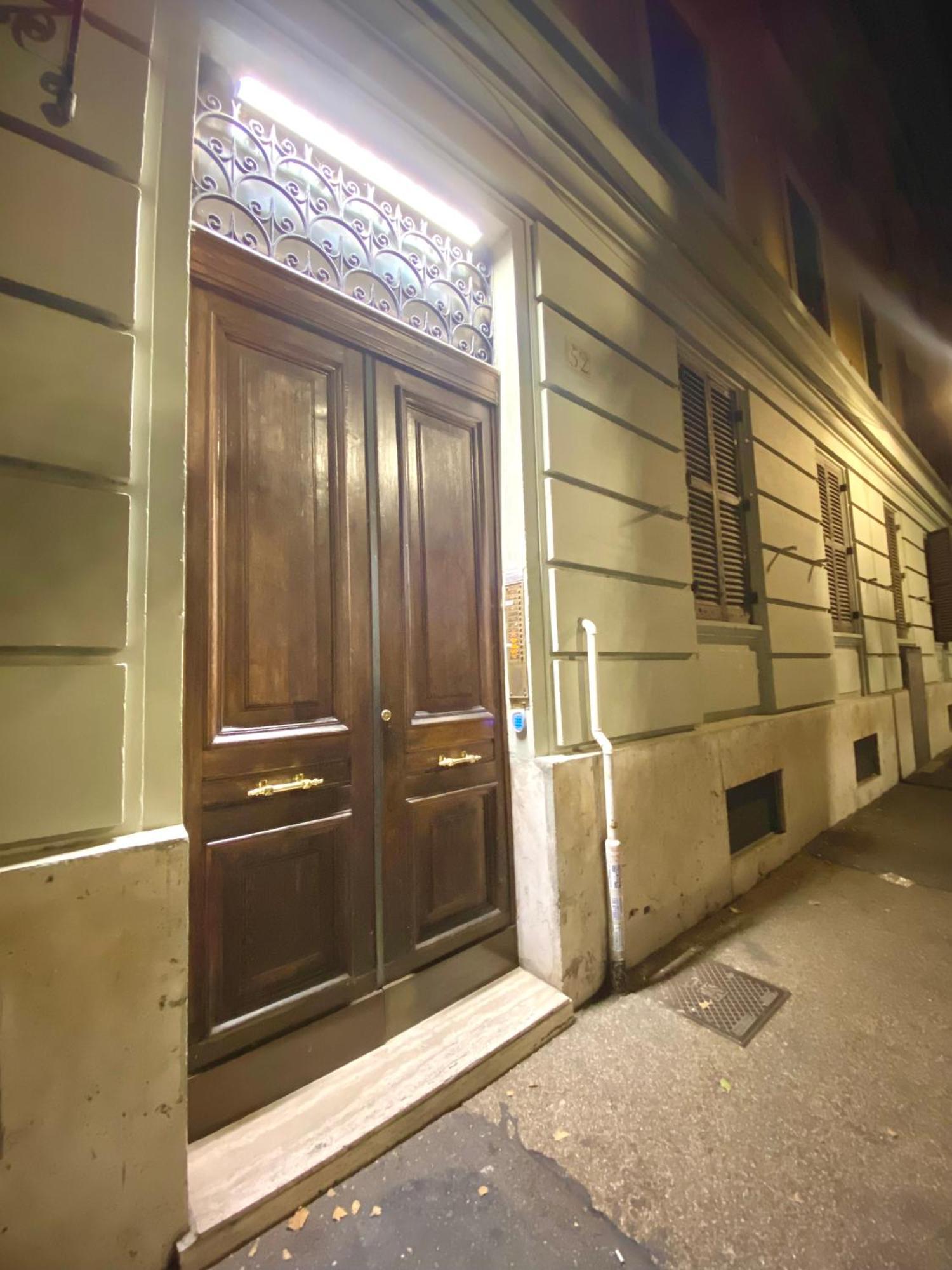 Queen Of Rome Luxury Rooms Exterior photo