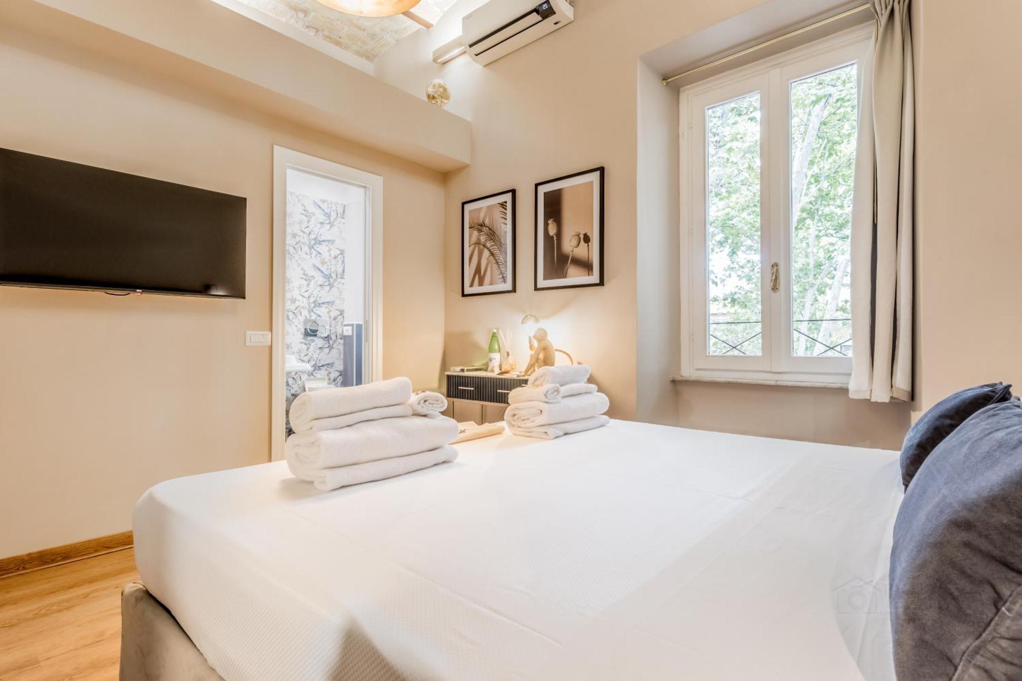 Queen Of Rome Luxury Rooms Exterior photo